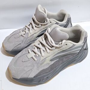 Adidas Yeezy Boost 700 V2 Tephra Sneakers Mens Size 5